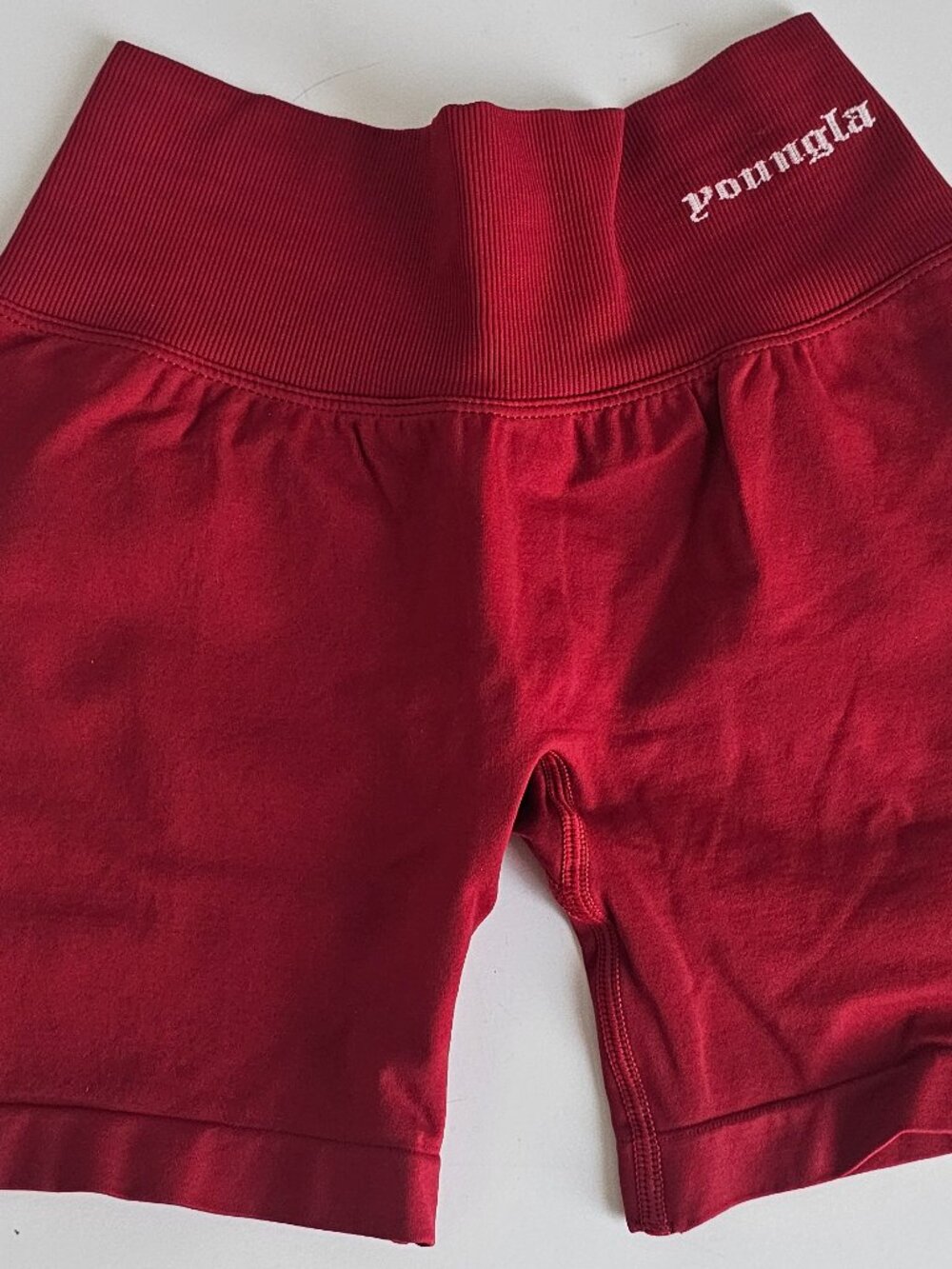 YOUNGLA W165 LIFT SEAMLESS SHORTS SIZE S NWT $ 45 - Picture 2 of 3